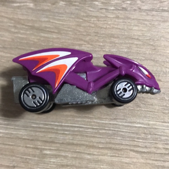 1985 Hot Wheels Speed Demons Purple Bat Dragon Racing Car Collectible Malaysia - Picture 2 of 6